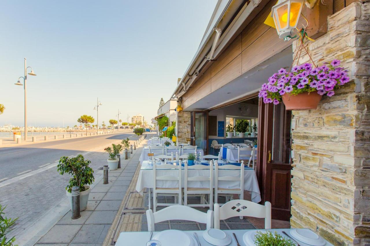 Furnished Seafront Studio ラルナカ エクステリア 写真