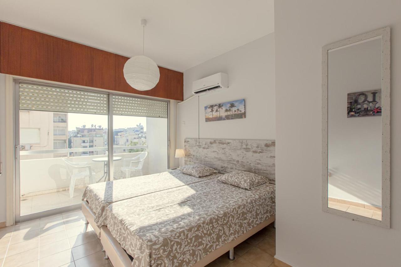 Furnished Seafront Studio ラルナカ エクステリア 写真